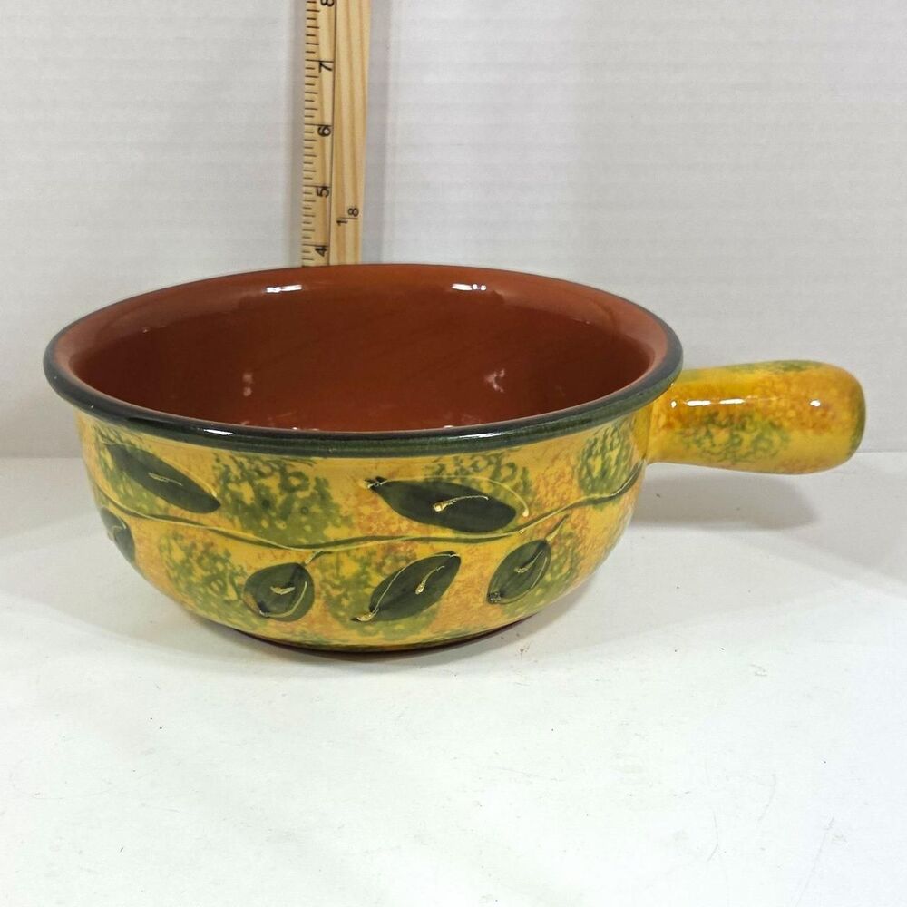 Dinnerware - Picture 1 of 8